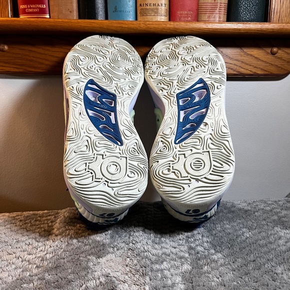 Nike - Kd 15 - Sz 10.5 - Picture 4 of 4